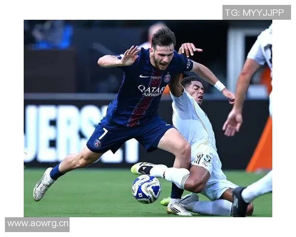 法甲巅峰对决巴黎圣日耳曼挑战摩纳哥恩里克力争三连胜再创佳绩