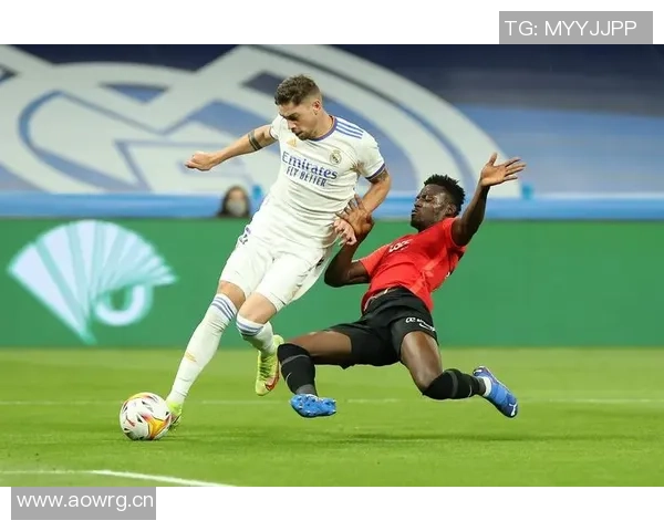 西甲激战皇家马德里挑战埃尔切阿隆索能否带领球队重回巅峰